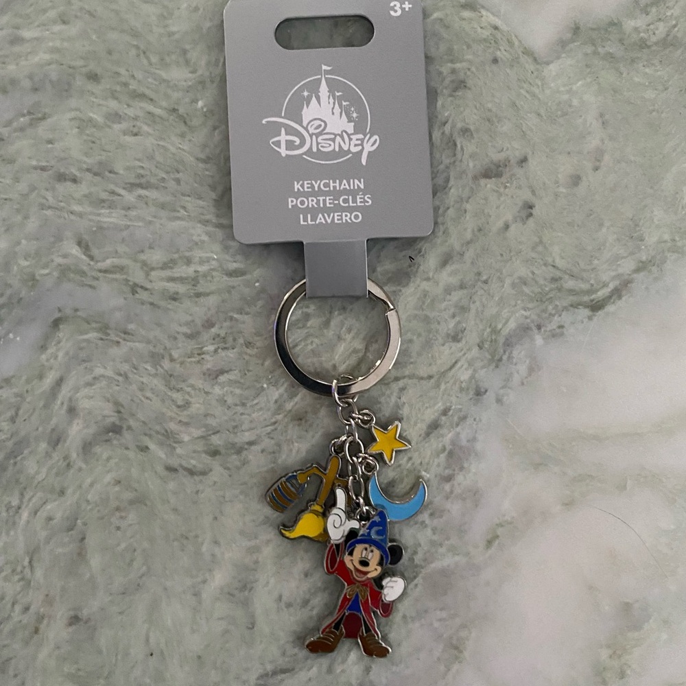 2025 Disney Parks Fantasia Sorcerer Mickey Broomstick Bag Tag Keychain New BNWT